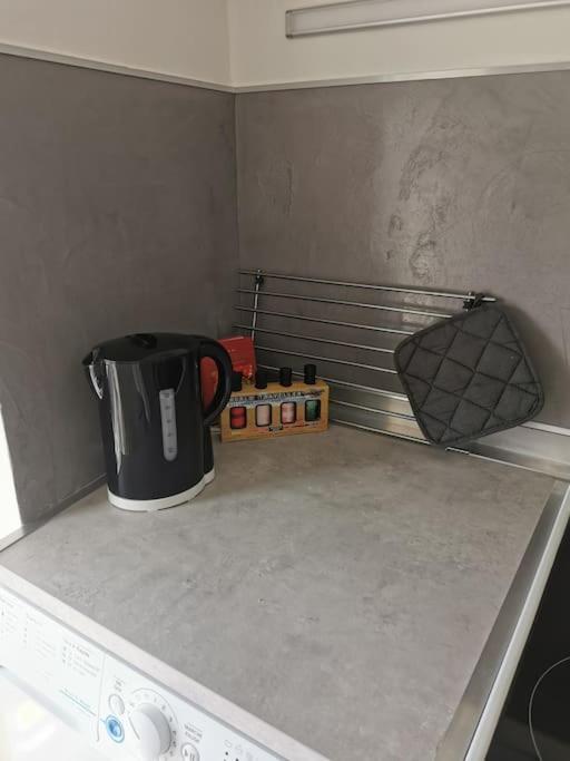 Studio Coquet Avec Vue Sainte-Foy-lès-Lyon Екстериор снимка