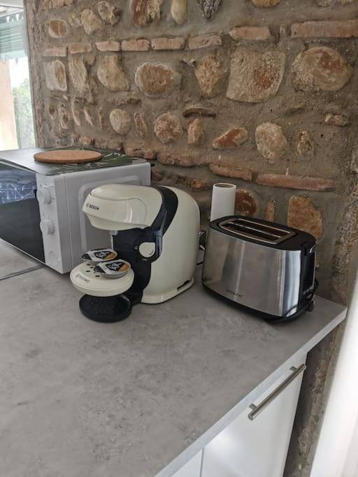 Studio Coquet Avec Vue Sainte-Foy-lès-Lyon Екстериор снимка