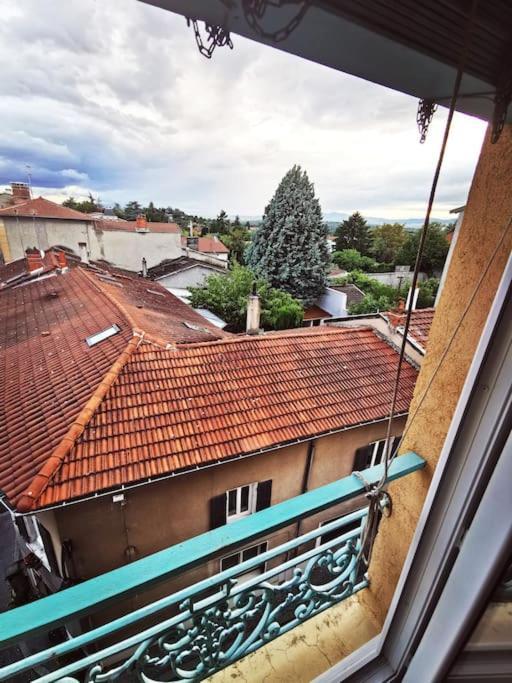 Studio Coquet Avec Vue Sainte-Foy-lès-Lyon Екстериор снимка